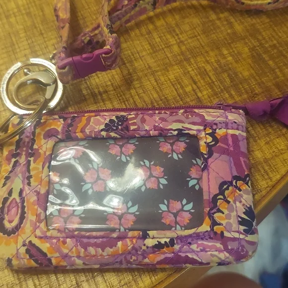 Vera Bradley ID holder & lanyard - Picture 3 of 5